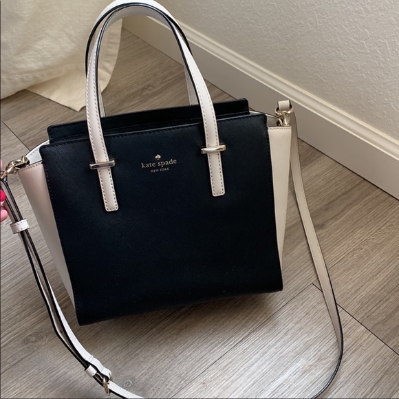 Kate Spade Purse/Crossbody - Picture 2 of 6